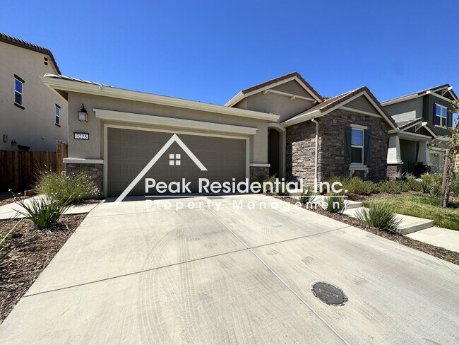 Foto del edificio - Brand New 3bd/2ba Folsom Home-Must See!