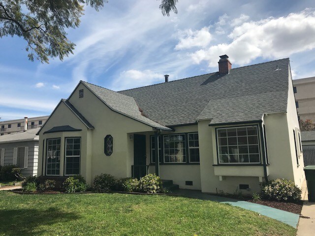 Foto del edificio - 3936 S Victoria Ave