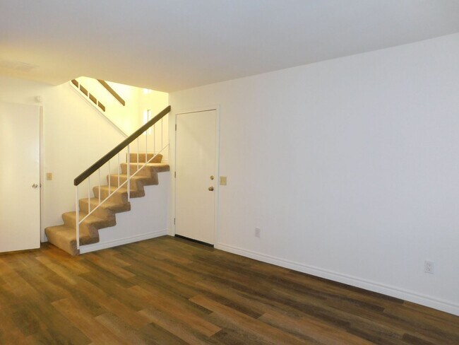 Foto del edificio - 4821 King Cir