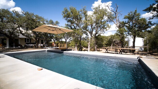 Building Photo - Extravagant 5 Star Vacation Home - Your Private Retreat in Hill Country, Wimberley Texas