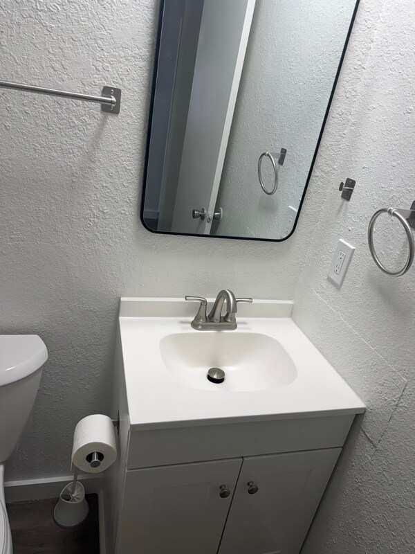 Foto del edificio - 4254 Southpark Dr