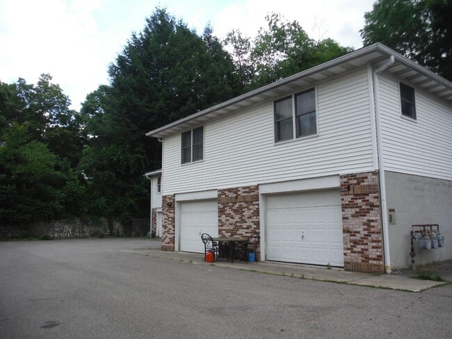 Building Photo - 523 Terrace St