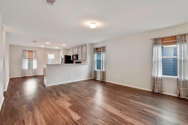 Foto del edificio - 24023 Swather Wy