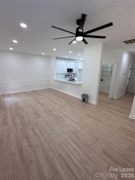 Foto del edificio - 732 Inwood Hill Dr