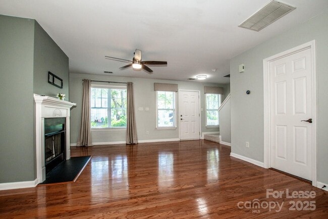 Foto del edificio - 17307 Villanova Rd