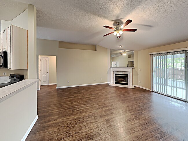 Building Photo - 7537 Plantation Club Drive