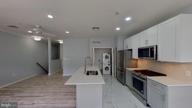 Foto del edificio - 1321 N 32nd St