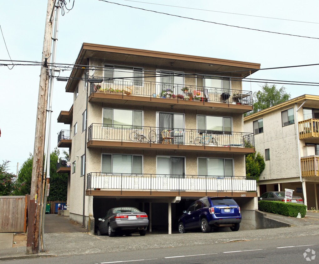 Building Photo - 6511 24th Ave NW
