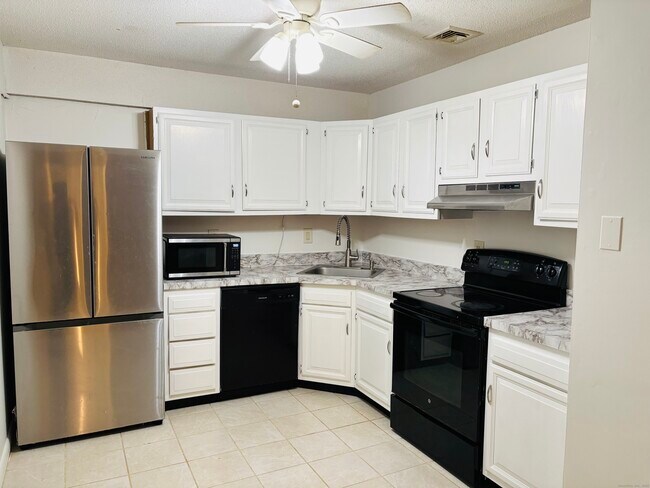 Foto del edificio - 507 Twin Circle Dr