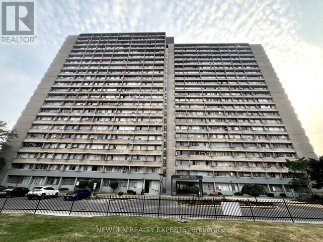 Photo du bâtiment - 507-10-610 Sunny Glenway