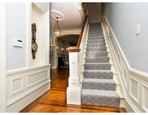 Building Photo - 311 Marlborough St