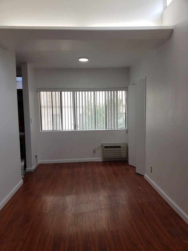 88 Apartments for Rent in Koreatown, CA Westside Rentals