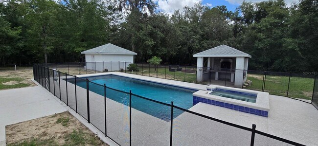 Foto del edificio - 5906 SW 172nd Loop