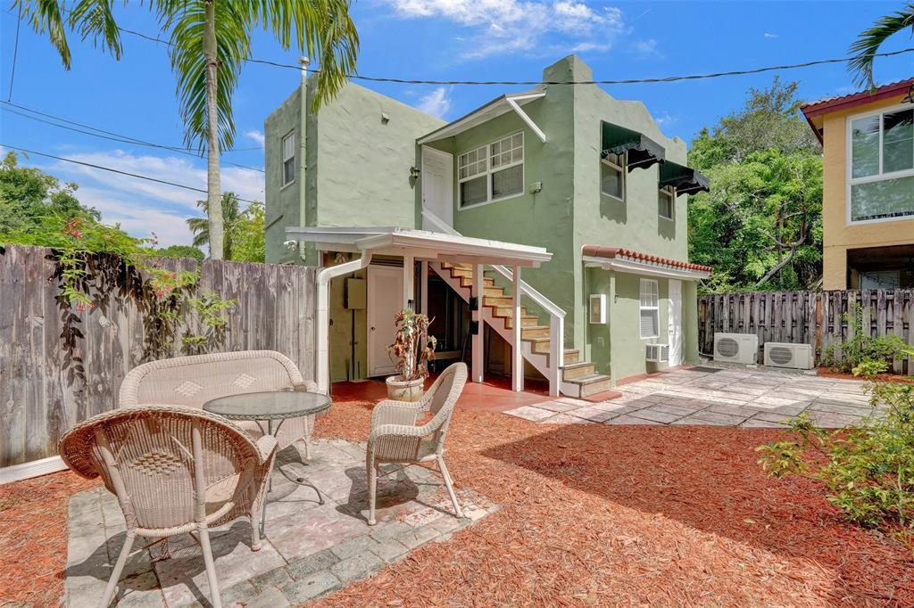 Foto principal - 639 SW 5th Ave