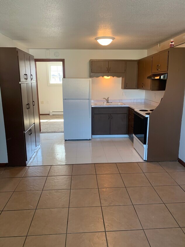 Foto principal - 102 2nd Ave SW