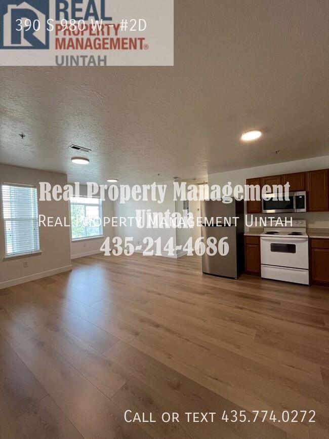 Building Photo - 390 S 980 W