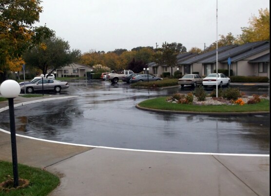 Foto del edificio - Autumn Village Apartments
