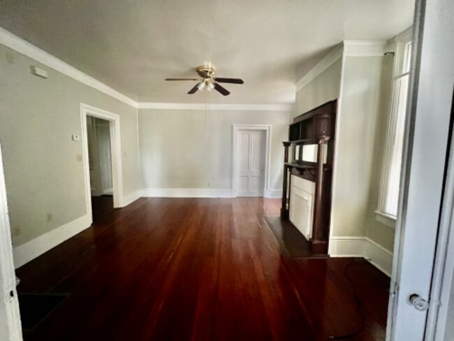 Building Photo - 316 W Duffy St