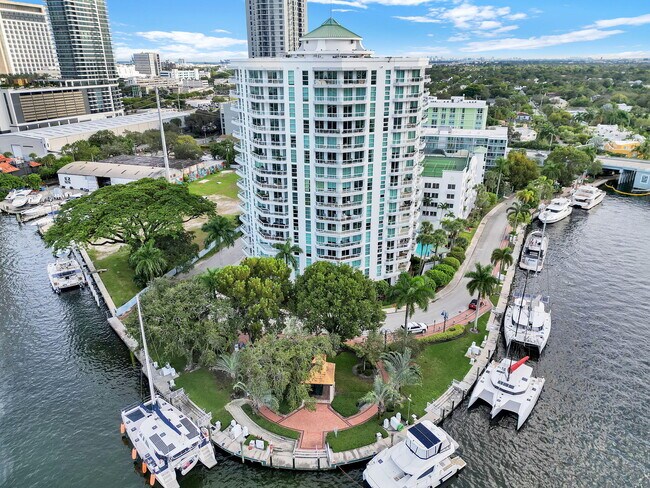 Foto del edificio - 401 SW 4th Ave