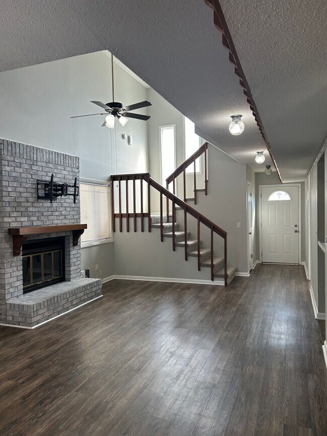 Building Photo - 109 Cambridge Rd