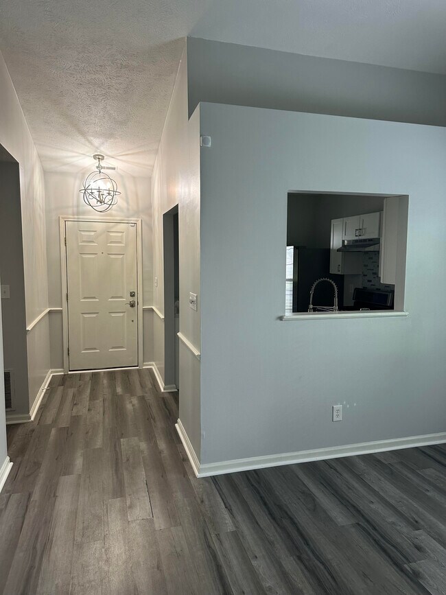 Foto del edificio - 2255 Rolling Oak Dr