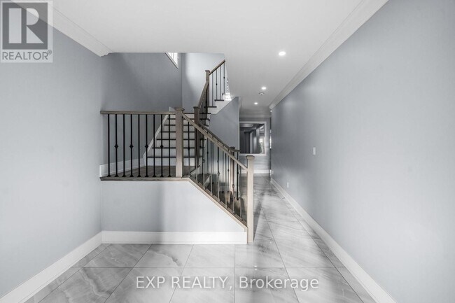 Building Photo - 35 Tyndall Dr