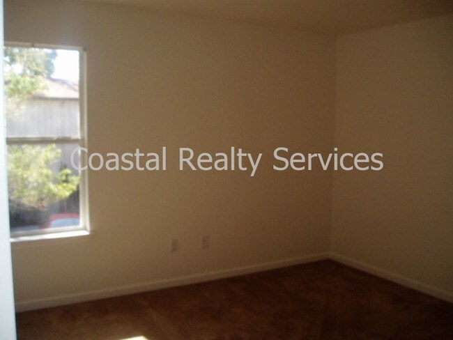 Building Photo - 1807 Treeline Ct