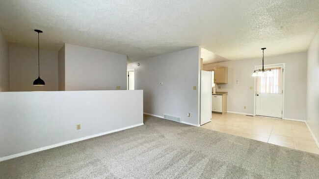 Foto del edificio - Exceptional Family Home in Fountain, CO - ...