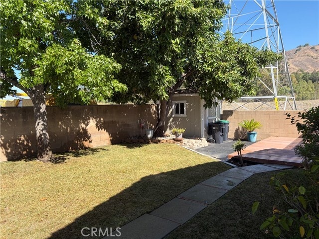 Foto del edificio - 549 Canyon Hill Rd