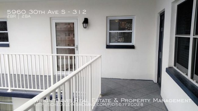 Building Photo - 2 bedroom in Gulfport FL 33707