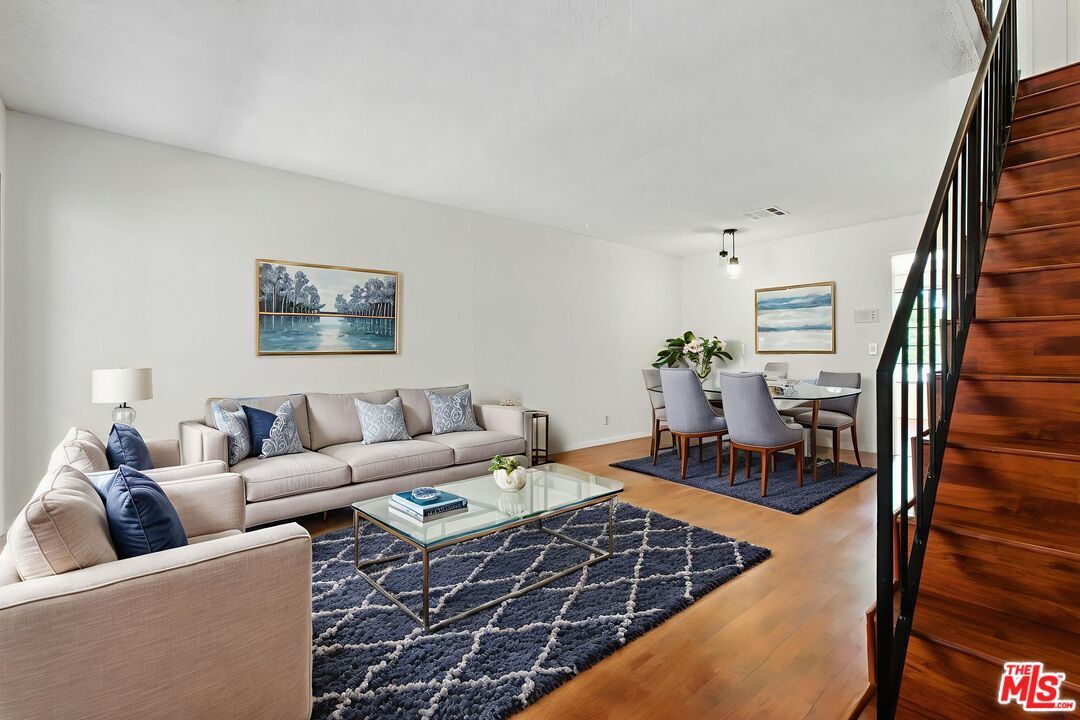 Foto principal - 11127 La Maida St