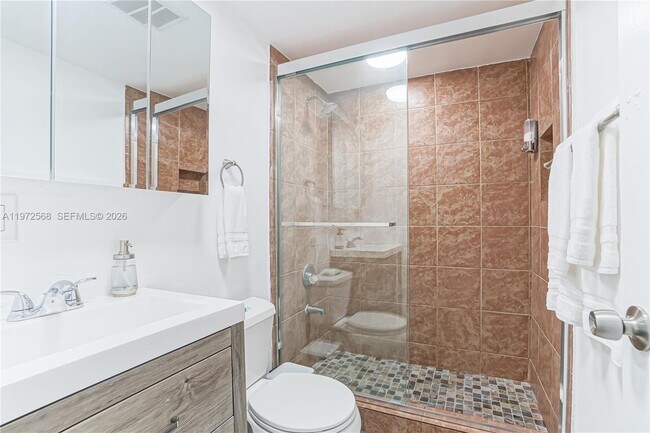 Foto del edificio - 168 NW 32nd St