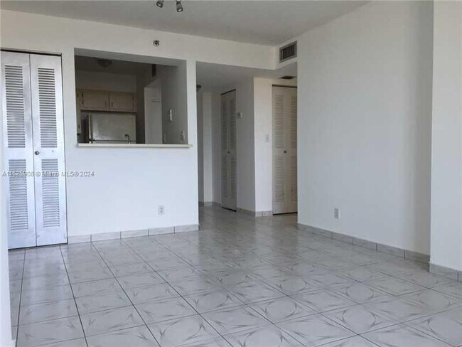 Foto del edificio - 501 SW 1st St