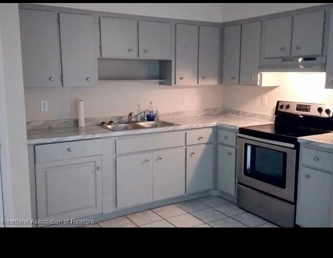 Foto del edificio - 101 Voss Ct