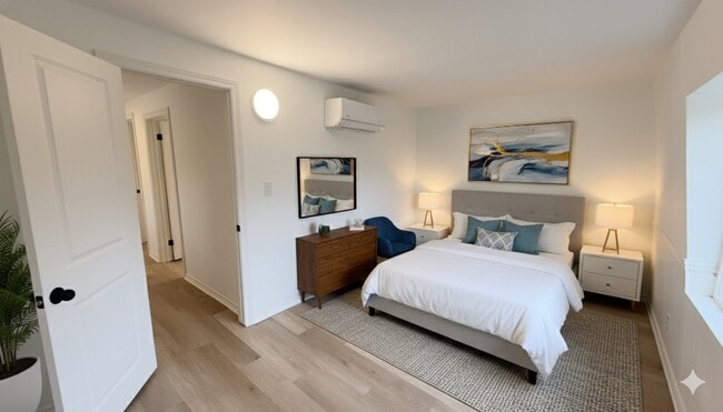 Building Photo - 137 Oakdale Ave