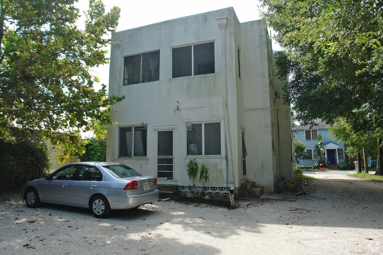 Building Photo - 1759 Morrill St
