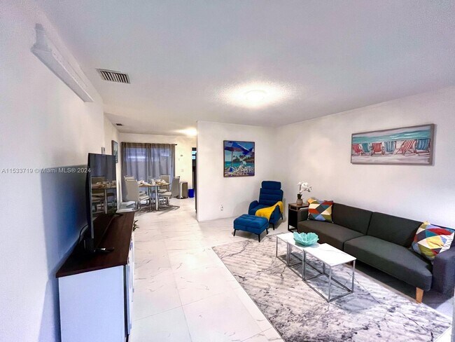 Foto del edificio - 200 SW 11th St