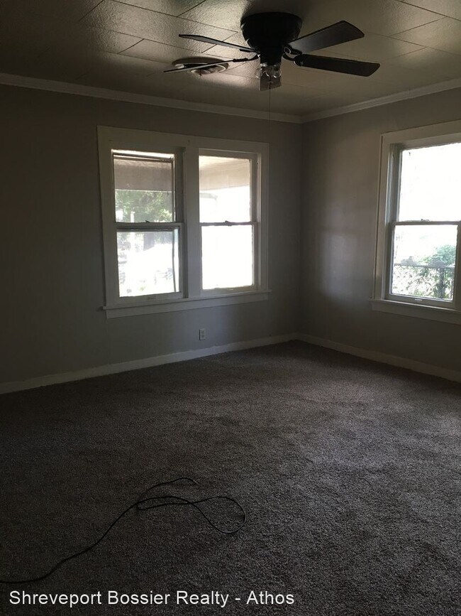 Foto del edificio - 3 br, 2 bath House - 2619 Merwin St