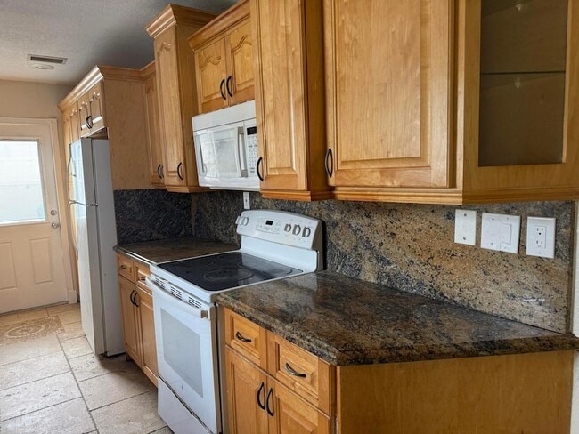 Photo - 1751 NW 34th Avenue Unit House
