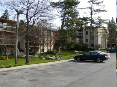 Paint Creek Village - Paint Creek Village Apartments