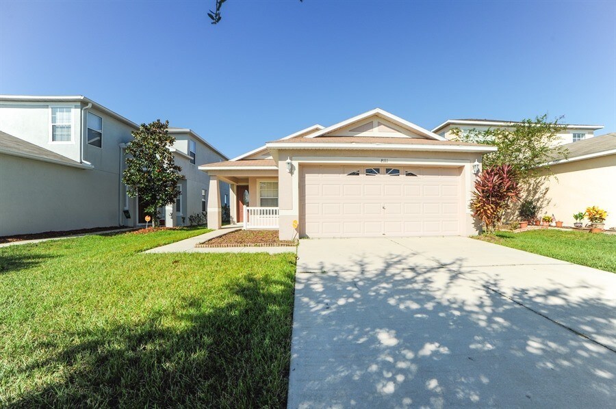 Foto principal - 8111 Canterbury Lake Blvd