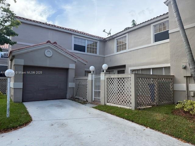 Foto principal - 11131 Nautilus Dr