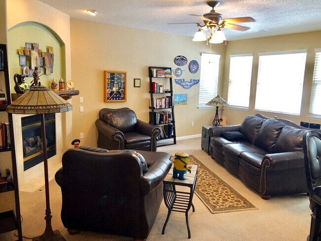 Building Photo - Beautiful Home in Aurora
