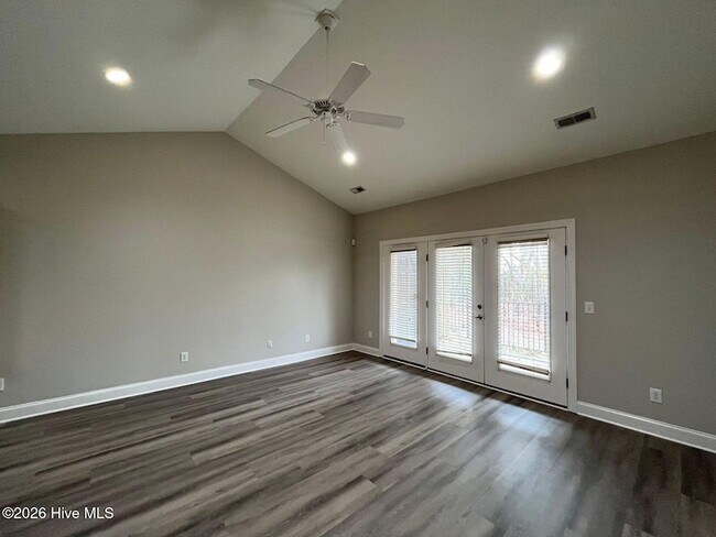 Foto del edificio - 18 Elk Ridge Ln