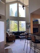 Building Photo - 4020 Silverheels Dr