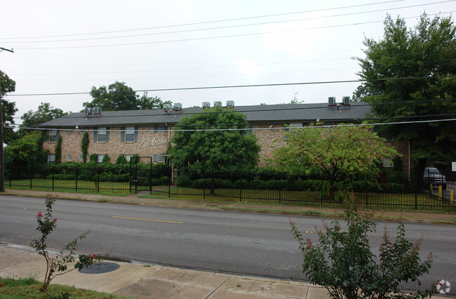 Building Photo - Fair Oaks Apartments