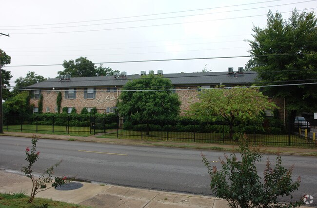 Foto del edificio - Fair Oaks Apartments