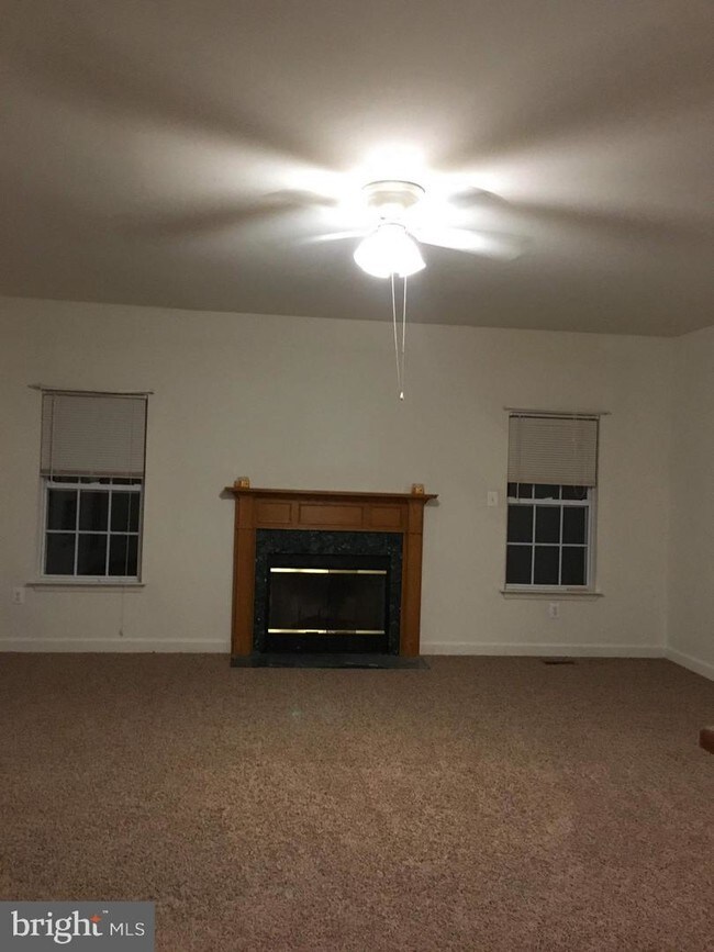 Foto del edificio - 5801 Winding Oaks Ct