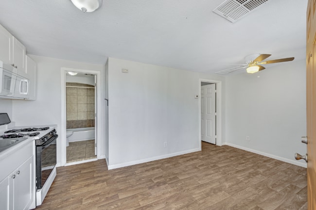 Foto del edificio - 2238 E Taylor St