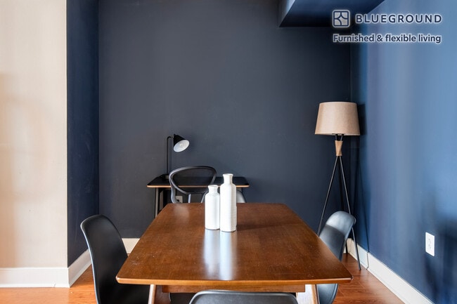 Foto del edificio - 425 L St NW